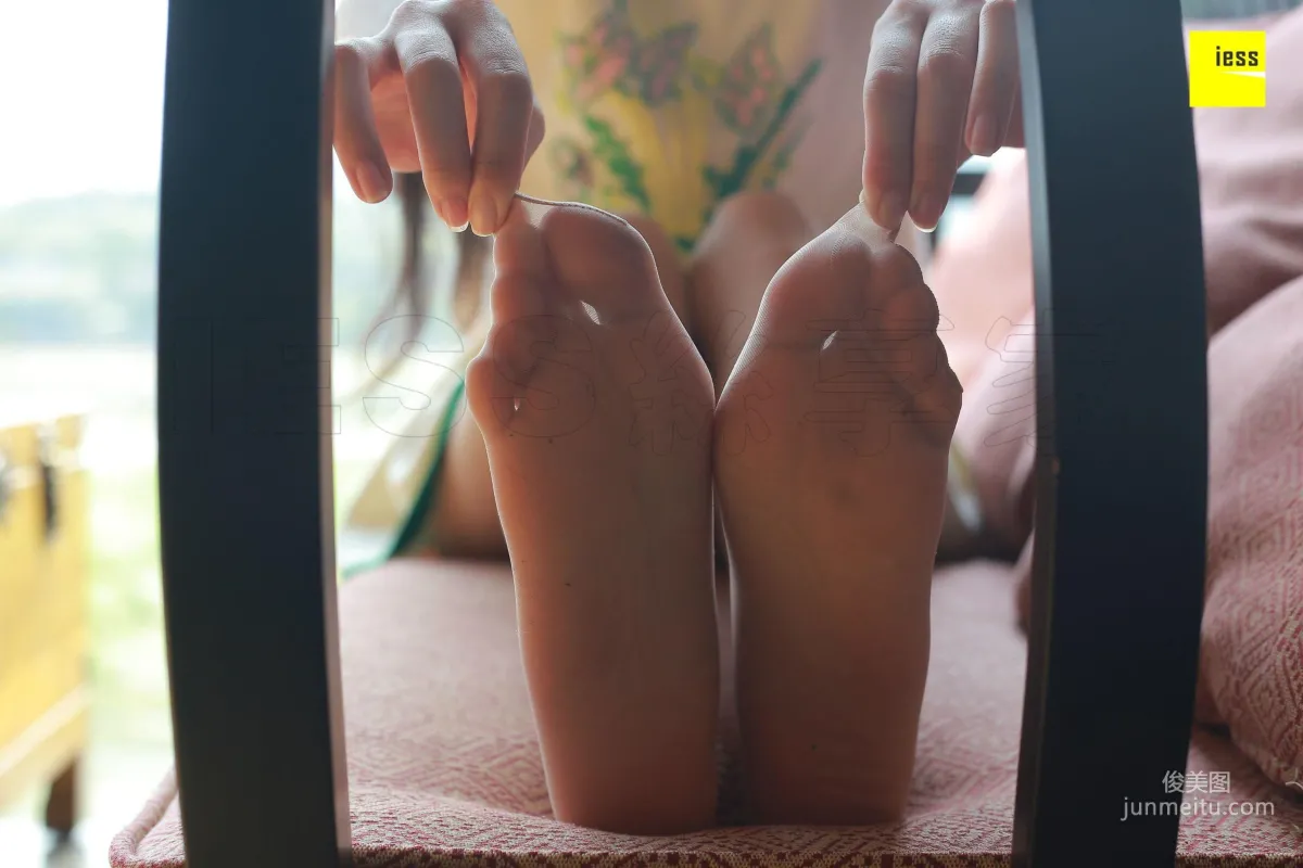 Mu Mu《Pure Style Meat Stockings》 [IESS] Silk Enjoyer 185 Photo Set photo 58