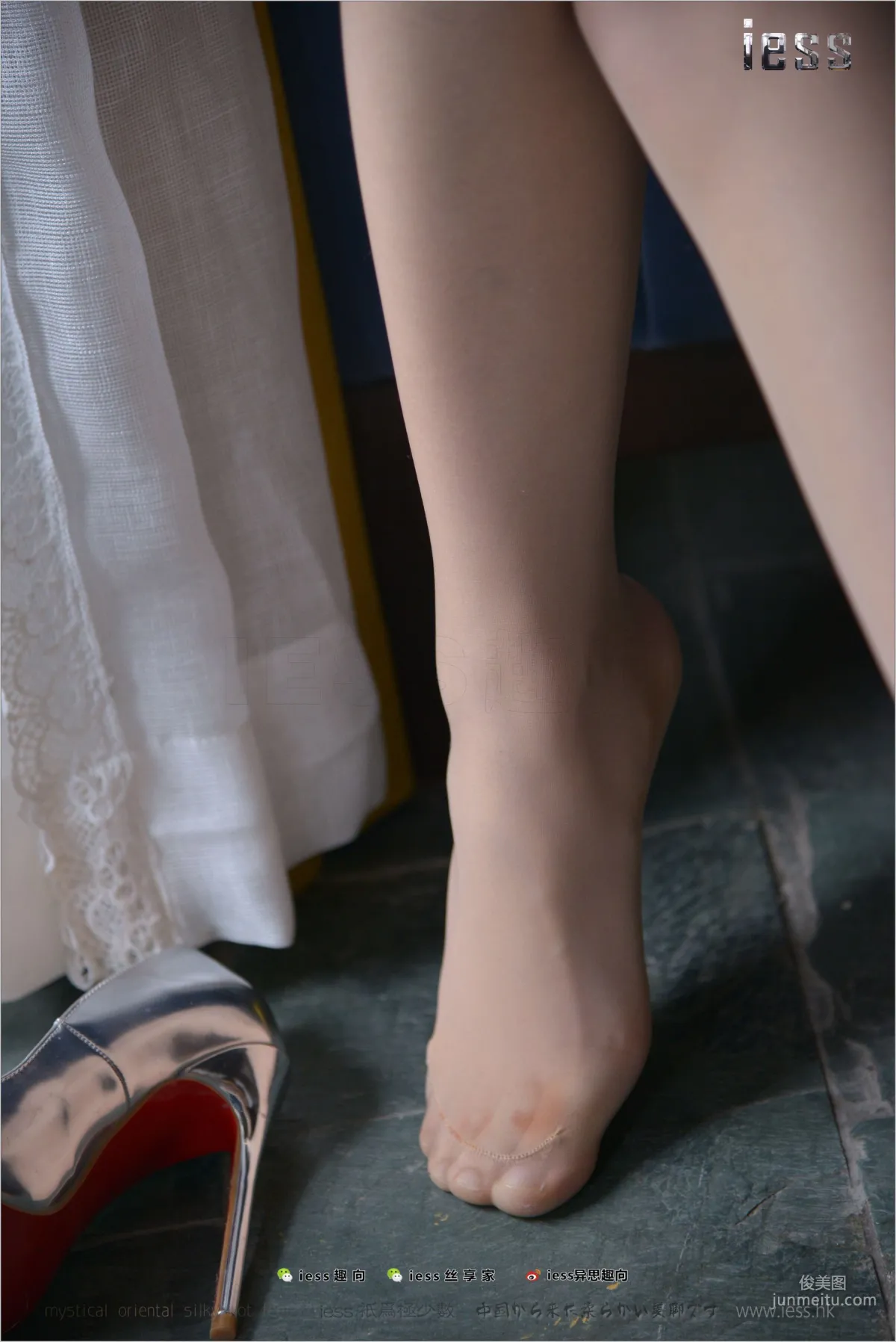 Xiao Jie, Blame You for Being Too Beautiful [IESS] Silk Feet Bento 197 Photo Set photo 83