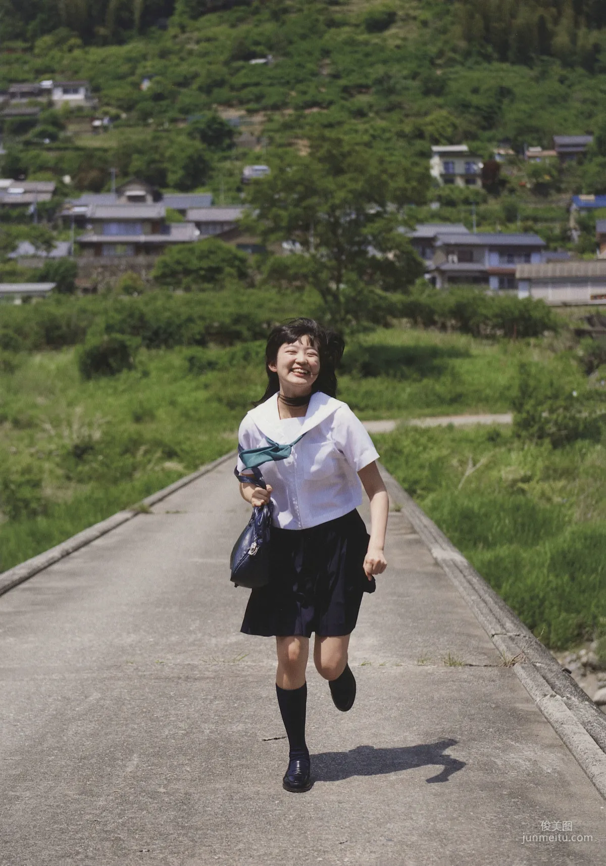柏木ひなた《ひなた日和》 [PhotoBook] 写真集4