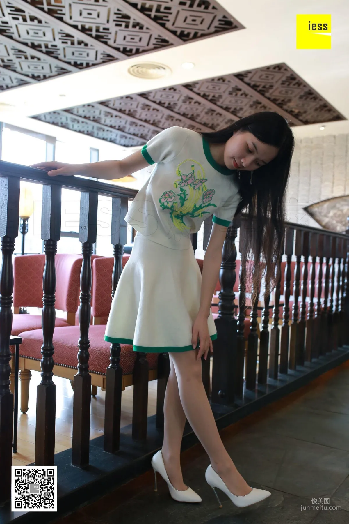 Mu Mu《Pure Style Meat Stockings》 [IESS] Silk Enjoyer 185 Photo Set photo 34