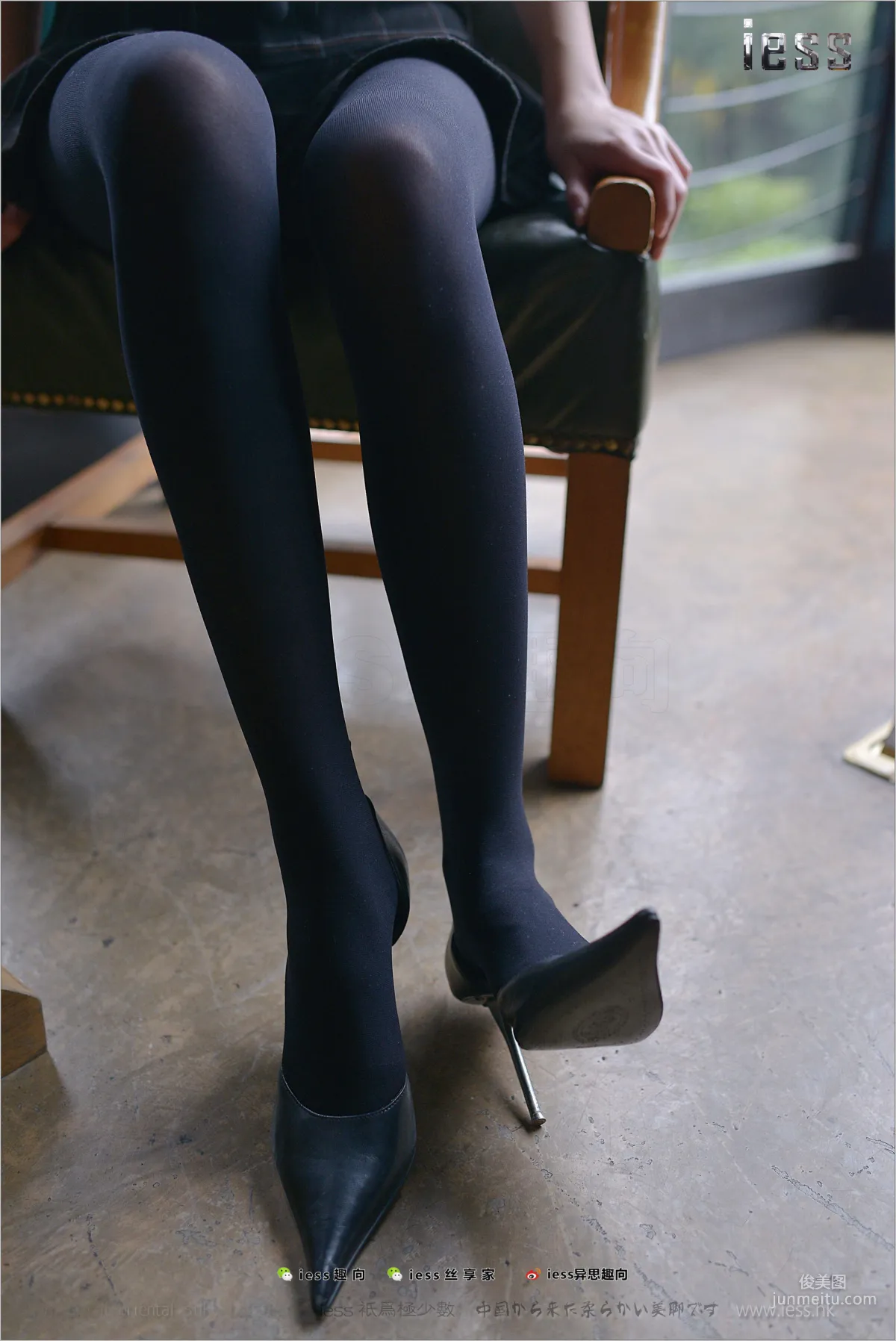 Ruo Qi "50D Thick Black Stockings and Super Pointed High Heels" [IESS] Stocking Feet Bento 195 Photo Set photo 19