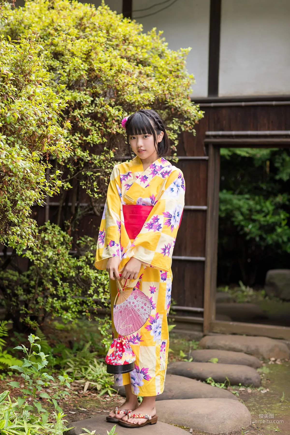 Anju Kouzuki 香月杏珠 [Minisuka] Limited Gallery 7.3 寫真集 8
