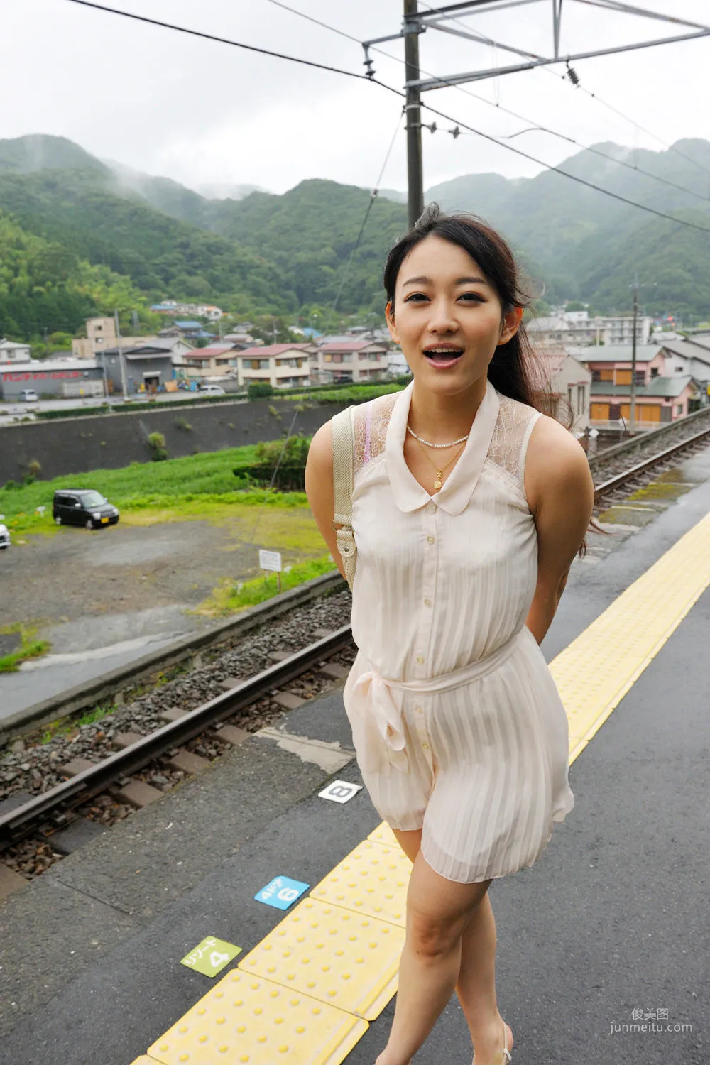 Shou Nishino, Hot Spring of Desire, Barely Showing [Photo Books] Photo Set photo 36