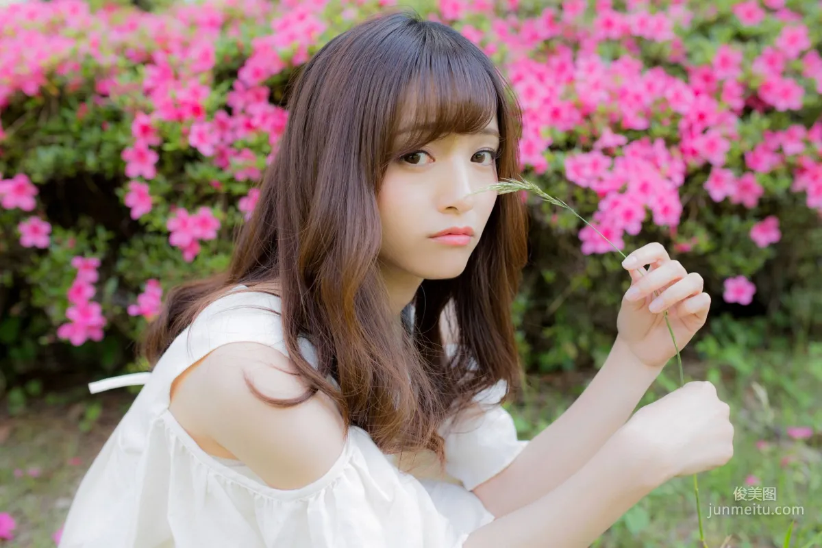 Madoga Mitadera, "Angel in White as Model" [YS Web] Vol.789 Photo Set photo 2