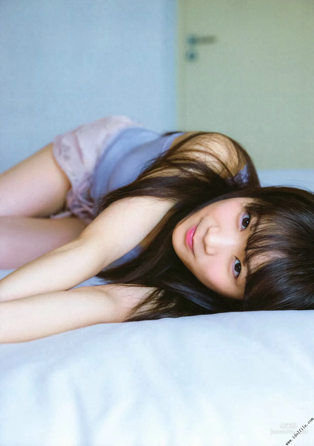 Manatsu Akimoto 1st, Midsummer Pressure Pattern [Photo Books] Photo Set photo 106