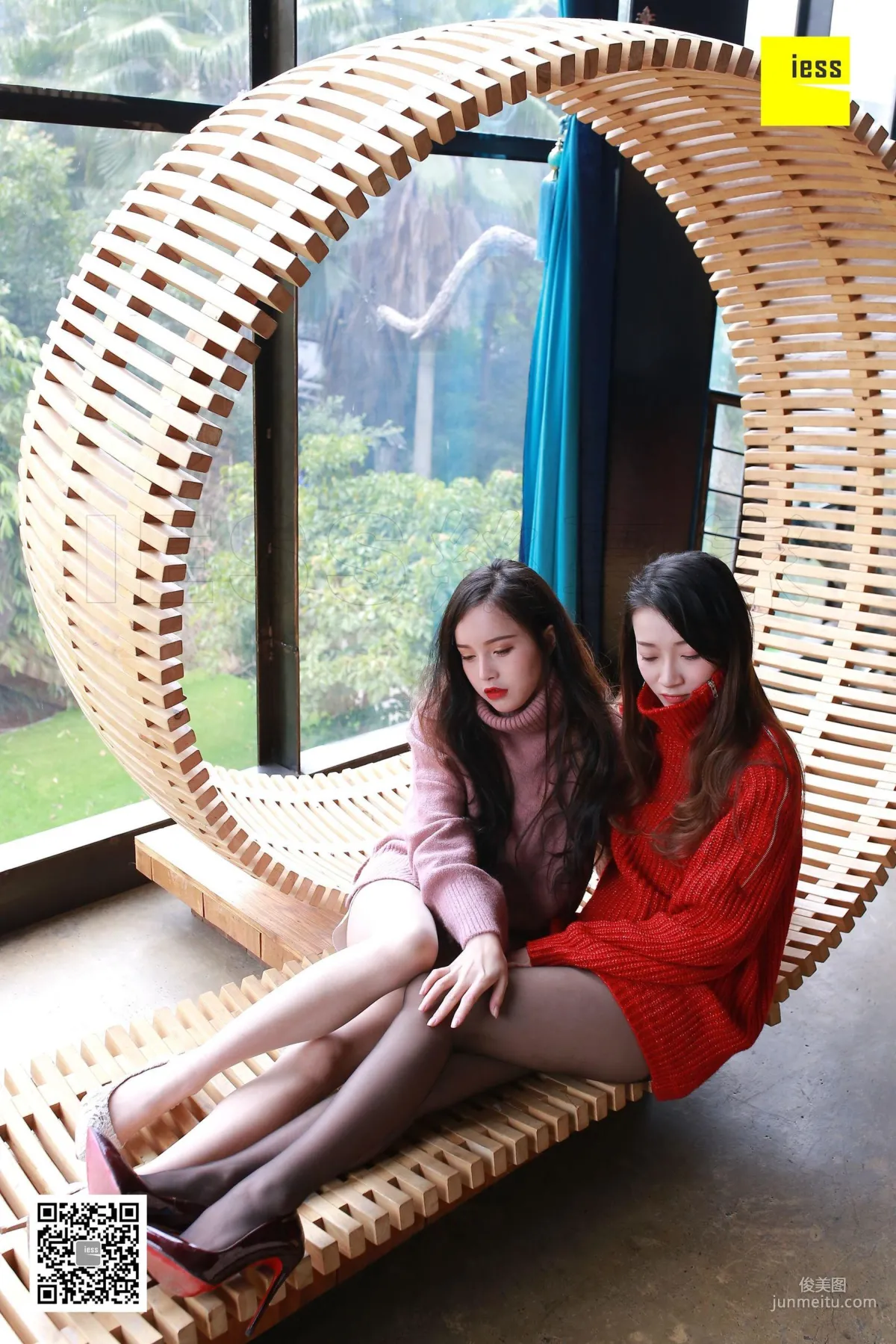 Qiuqiu & Xiao Yu "Two-Person Waltz" [IESS] Silk Enjoyer [Devil Wednesday] Special Issue 08 Photo Set photo 82