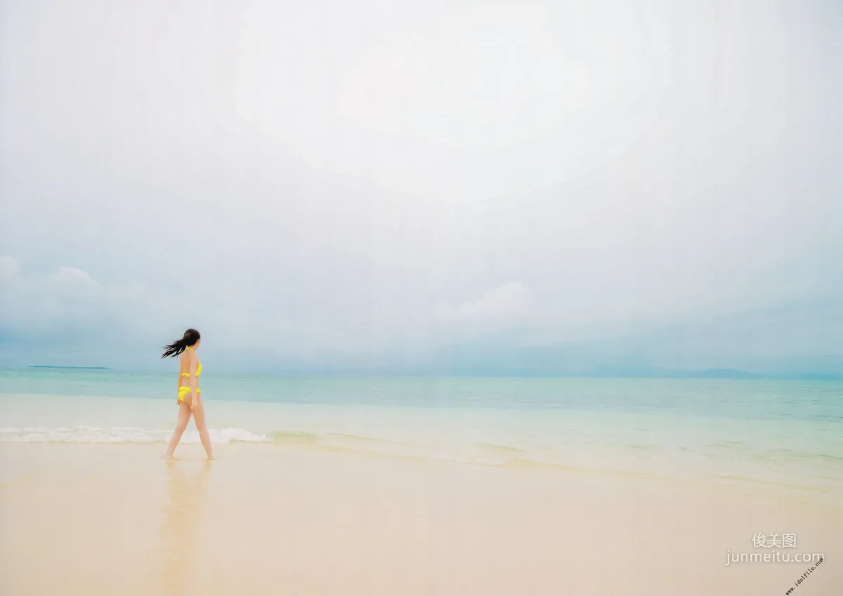 Manatsu Akimoto 1st, Midsummer Pressure Pattern [Photo Books] Photo Set photo 86