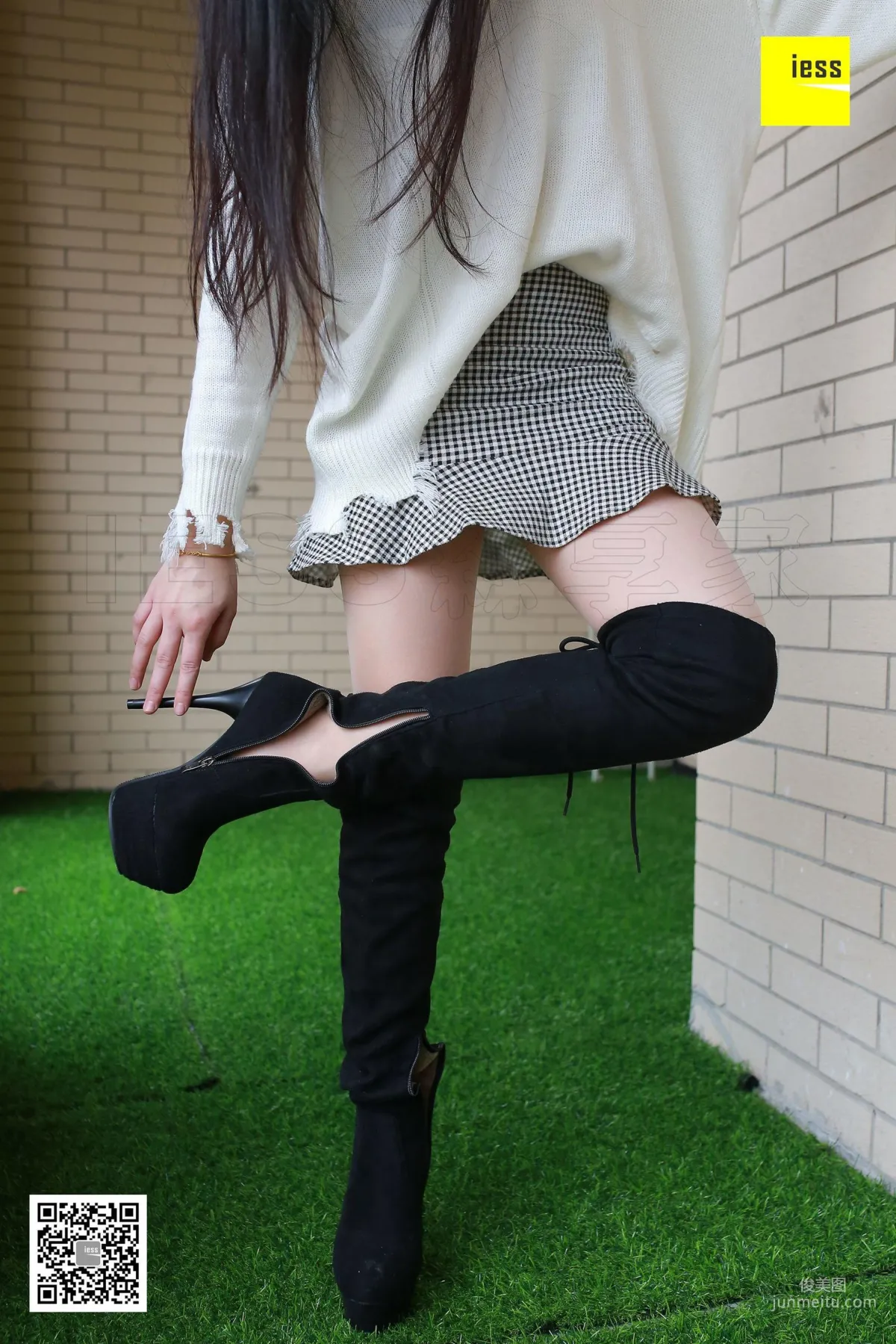 Wen Xin "The Allure of Over-Knee Boots" [IESS] Silk Enjoyer 180 Photo Set photo 18