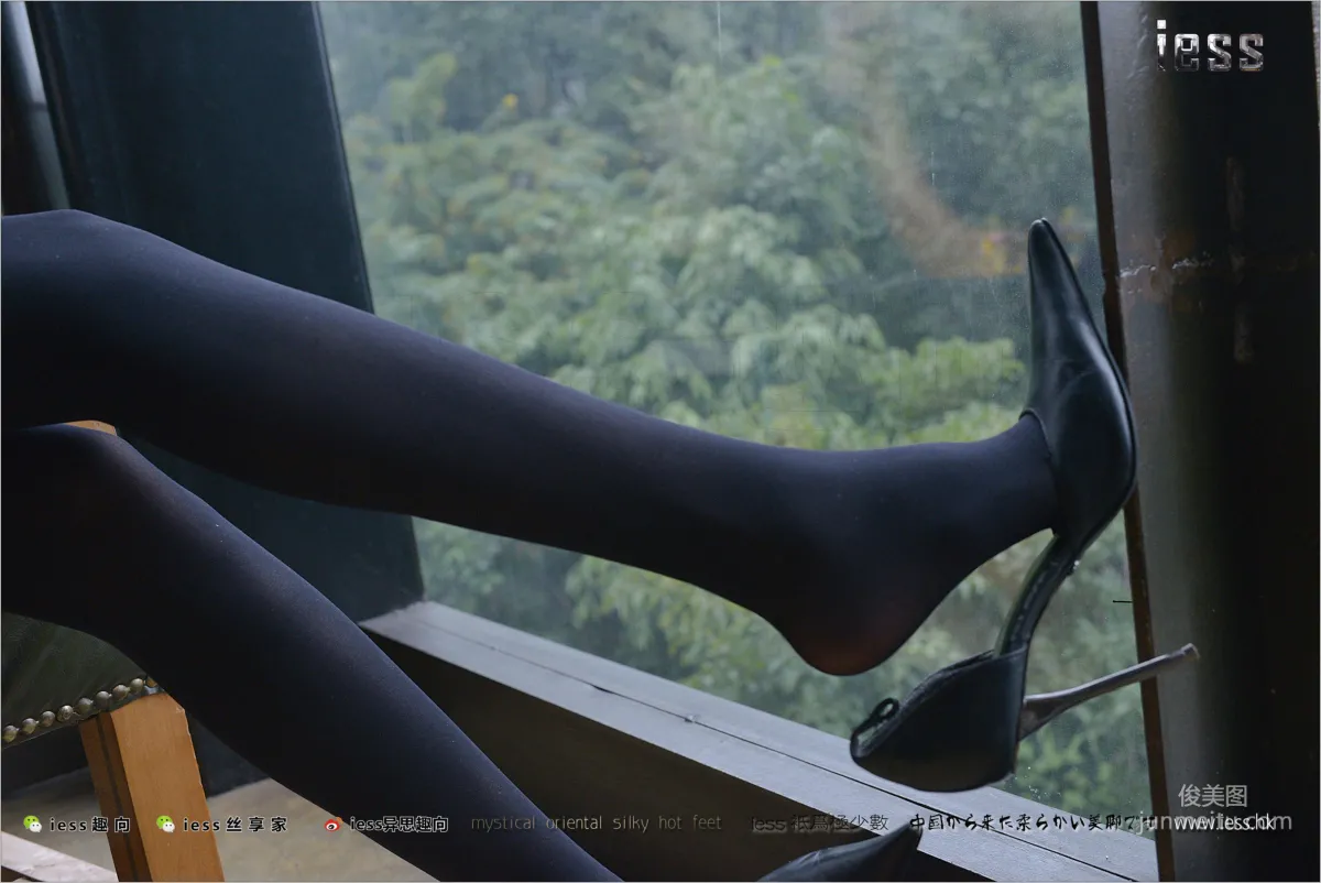 Ruo Qi "50D Thick Black Stockings and Super Pointed High Heels" [IESS] Stocking Feet Bento 195 Photo Set photo 73