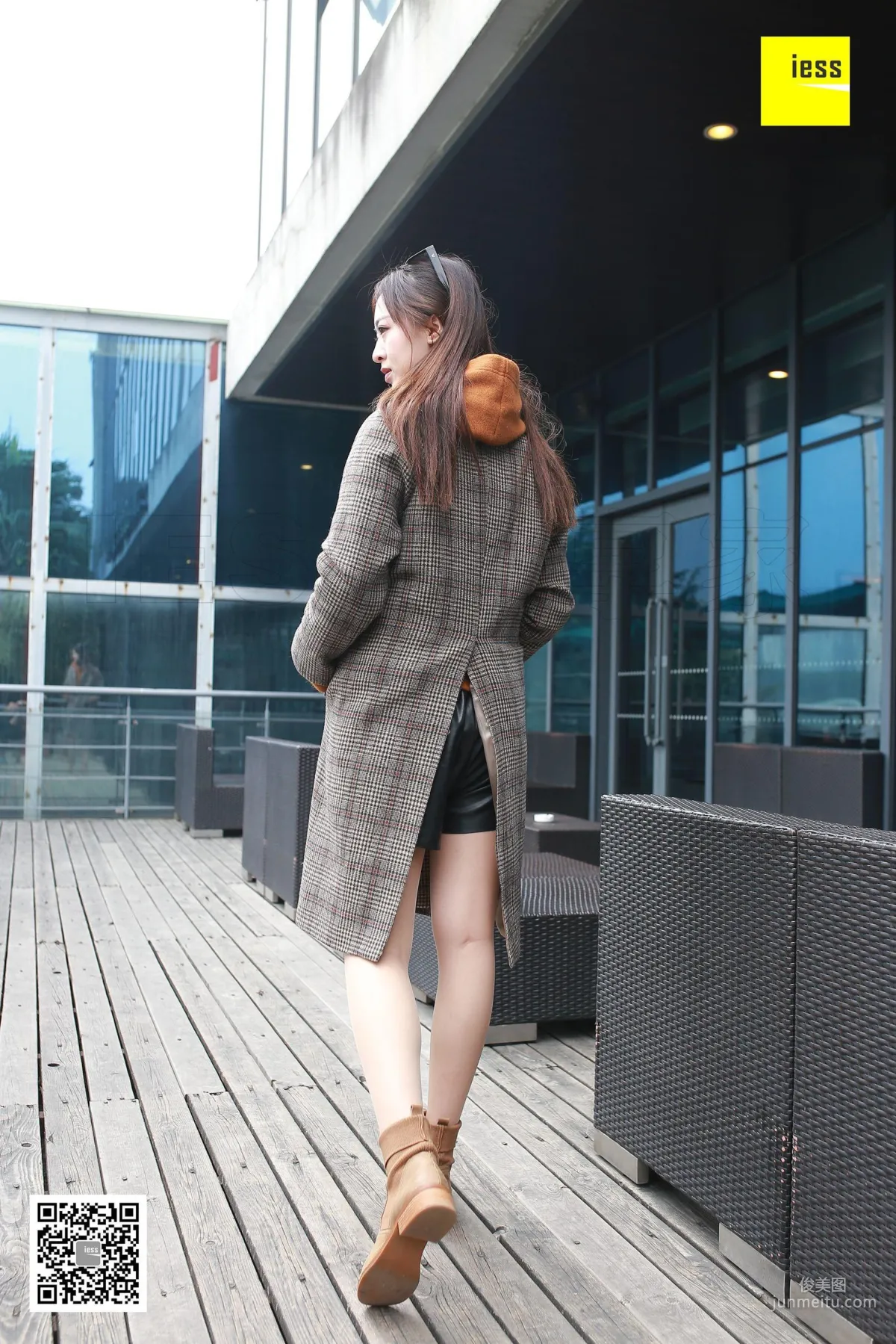 Zi Zi, Domineering Ankle Boots and Flesh-Colored Stockings [IESS] Silk Enjoyer 168 Photo Set photo 23