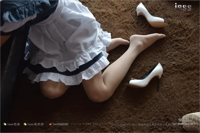 宛平《舅舅家的女仆2》[異思趣向IESS] 絲足便當203 寫真集
