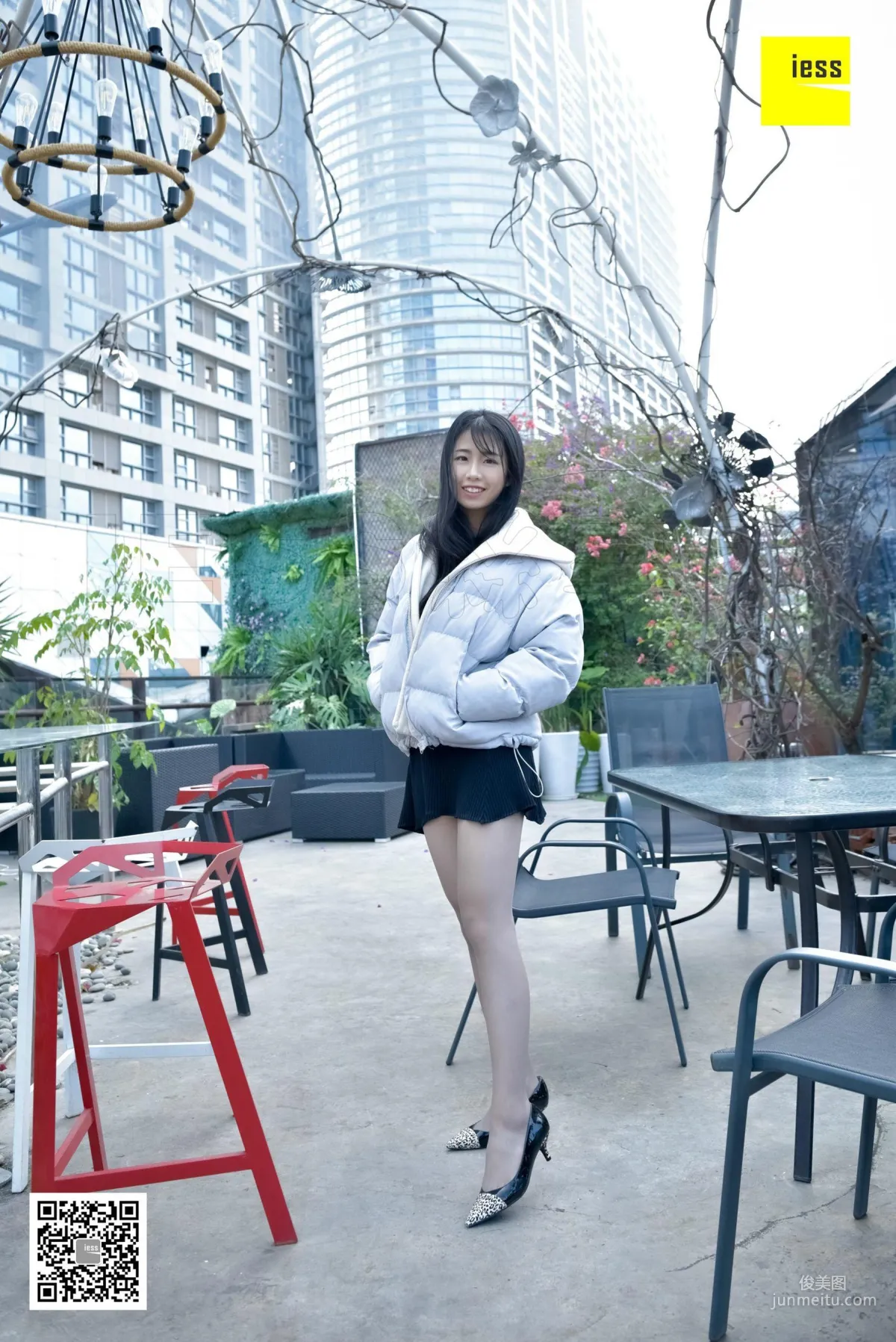 Jia Zhen Plump Slightly Fleshy Legs [IESS] Silk Enjoyer 156 Photo Set photo 43
