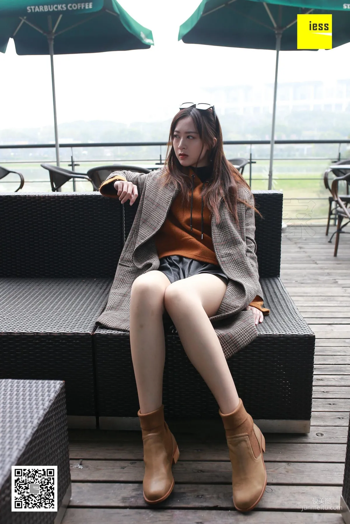 Zi Zi, Domineering Ankle Boots and Flesh-Colored Stockings [IESS] Silk Enjoyer 168 Photo Set photo 56