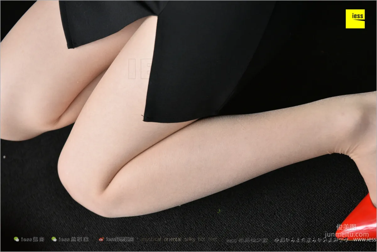 小夕《因为纯粹》[异思趣向IESS] 丝足便当202 写真集84