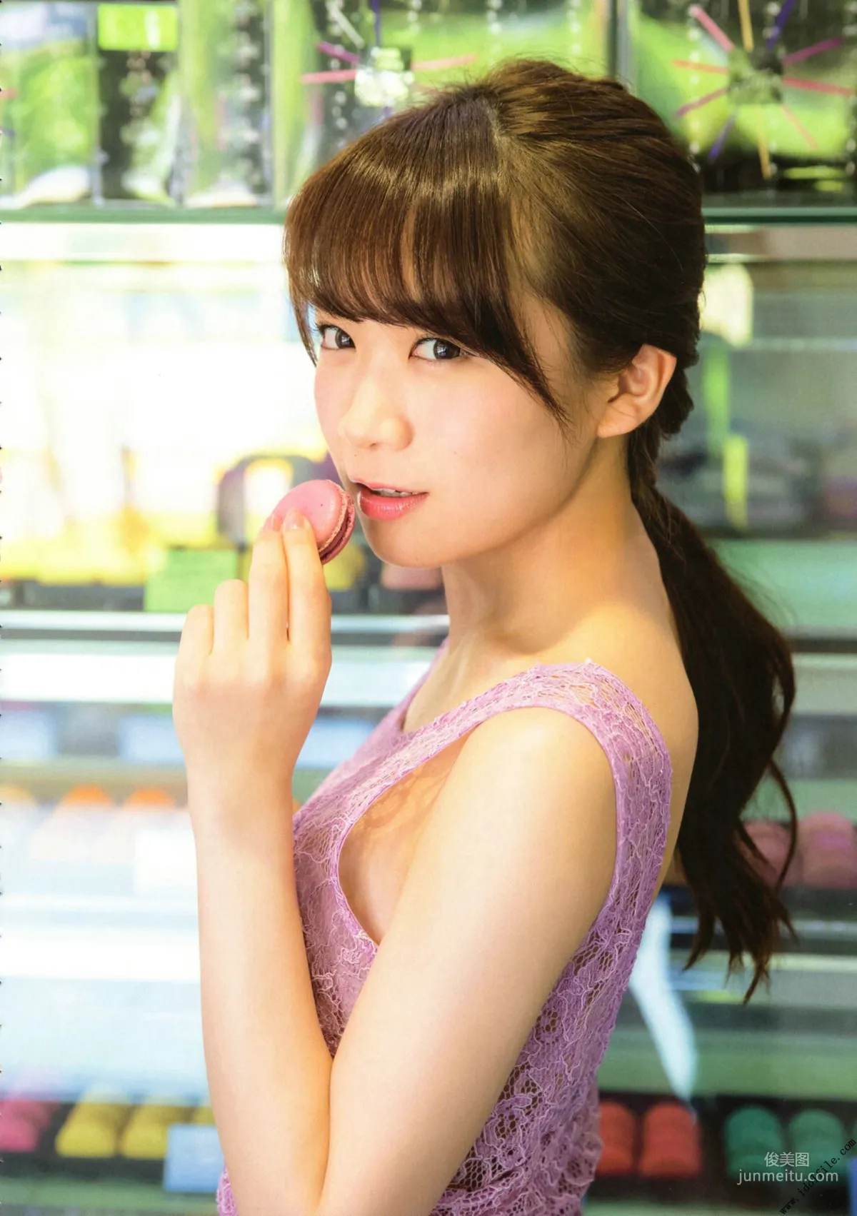 Manatsu Akimoto 1st, Midsummer Pressure Pattern [Photo Books] Photo Set photo 137