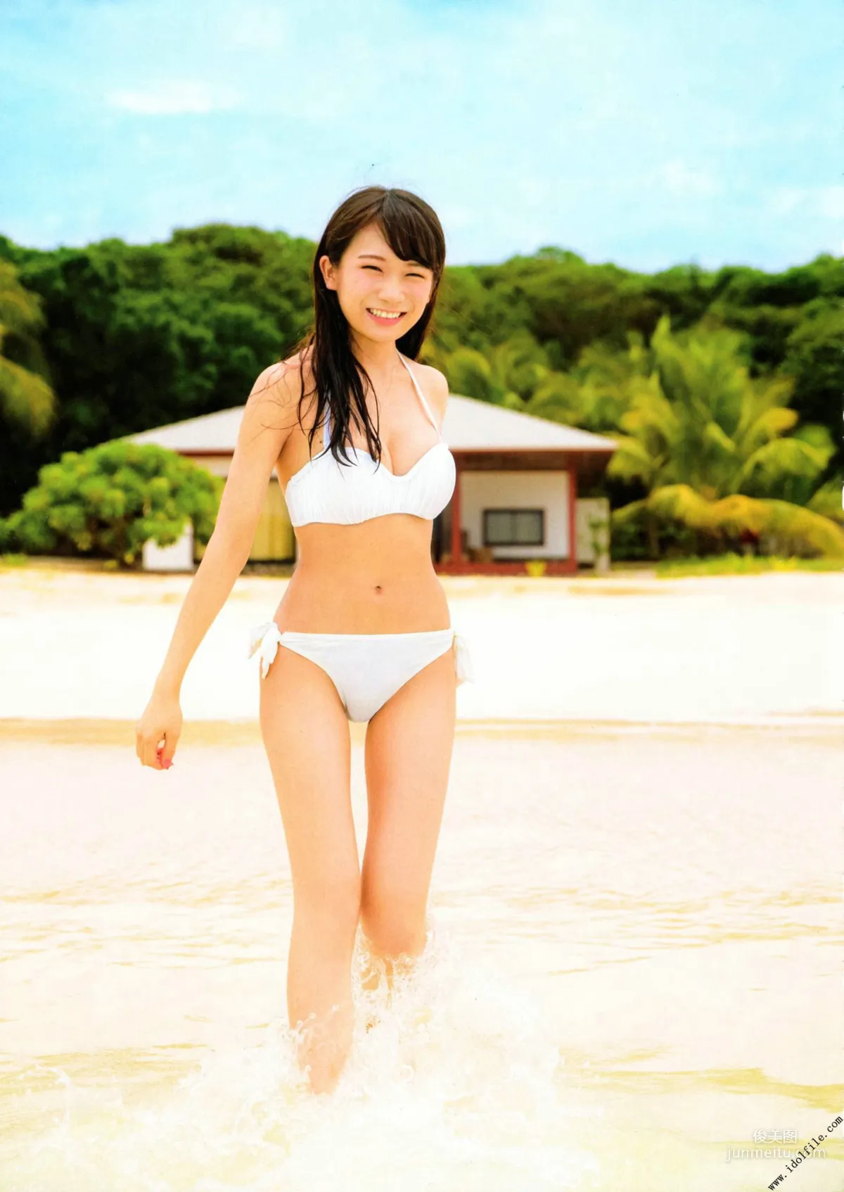 Manatsu Akimoto 1st, Midsummer Pressure Pattern [Photo Books] Photo Set photo 13