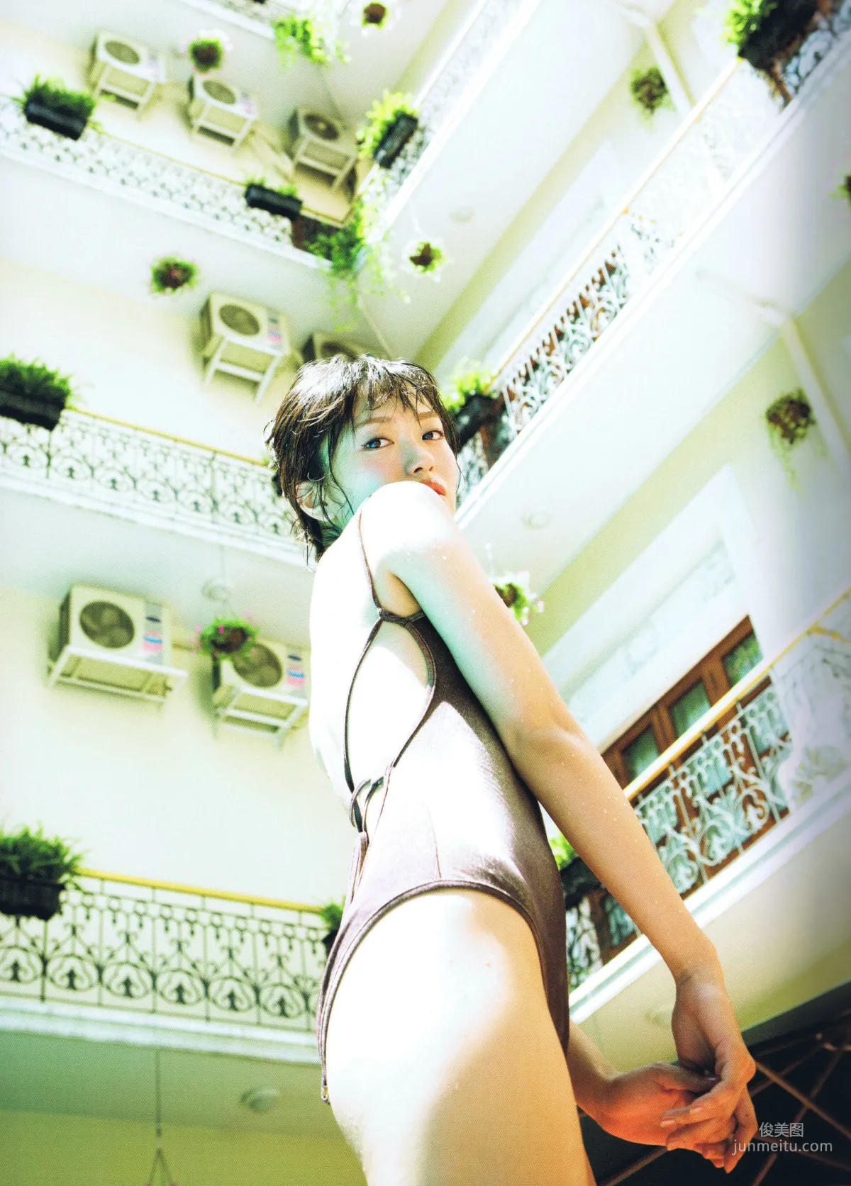 北原里英《そして》 [PhotoBook] 写真集11