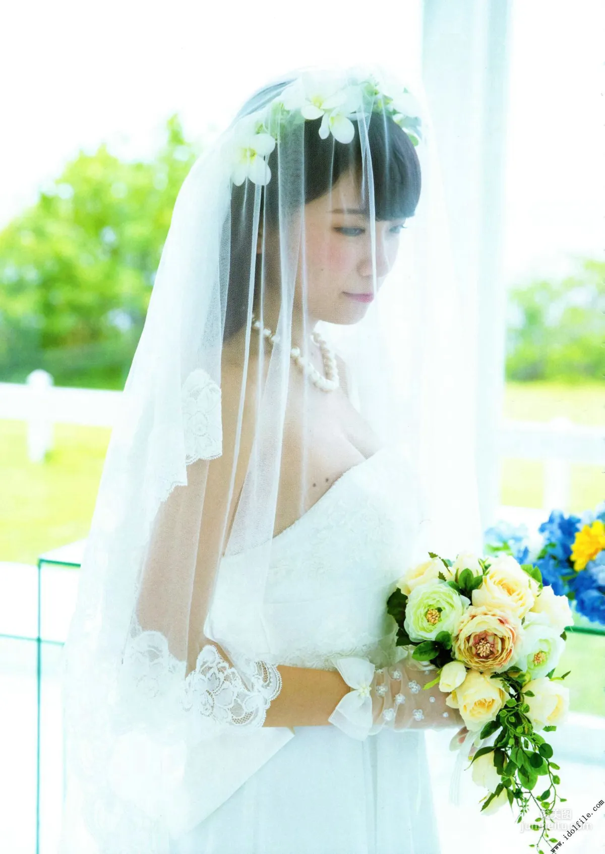 Manatsu Akimoto 1st, Midsummer Pressure Pattern [Photo Books] Photo Set photo 45