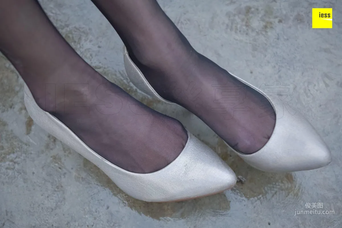 Yong Ying, Black Stockings After the Rain [IESS] Silk Enjoyer 160, Photo Set photo 85
