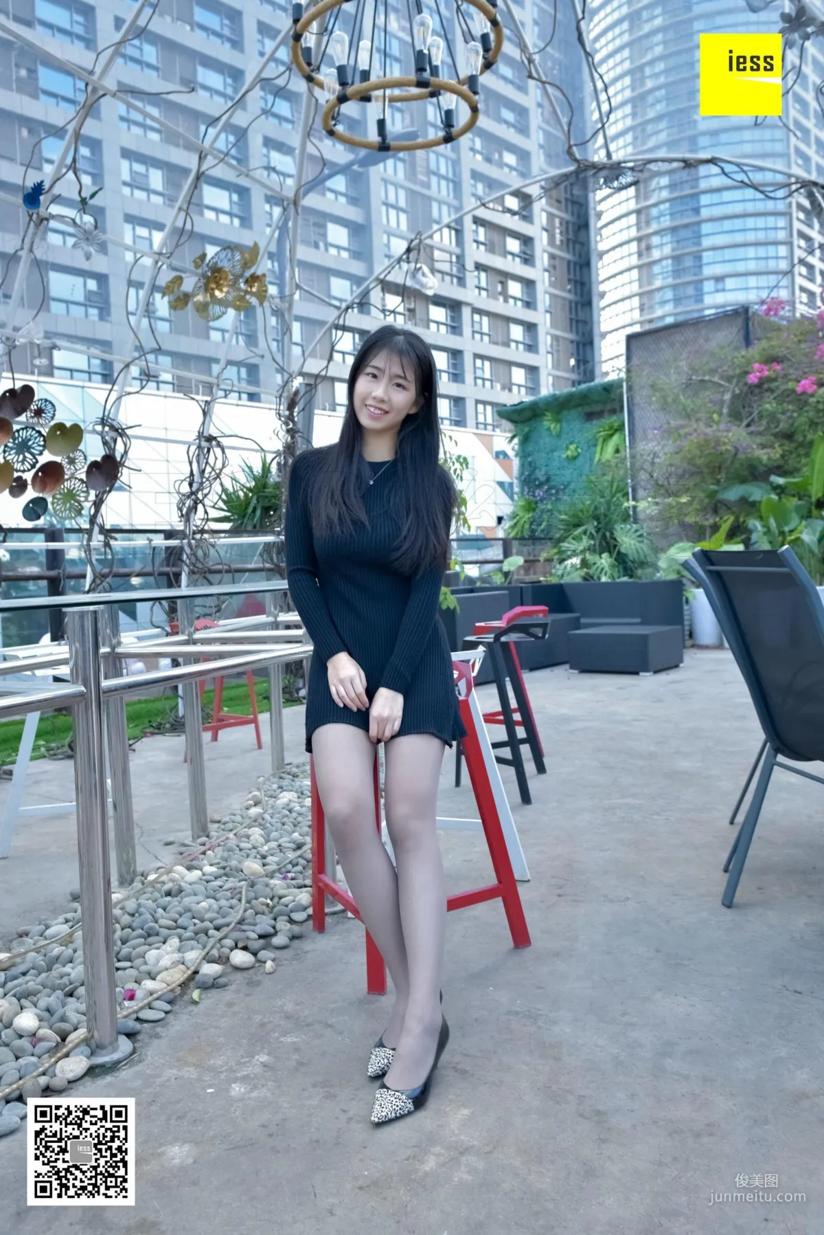 Jia Zhen Plump Slightly Fleshy Legs [IESS] Silk Enjoyer 156 Photo Set photo 8