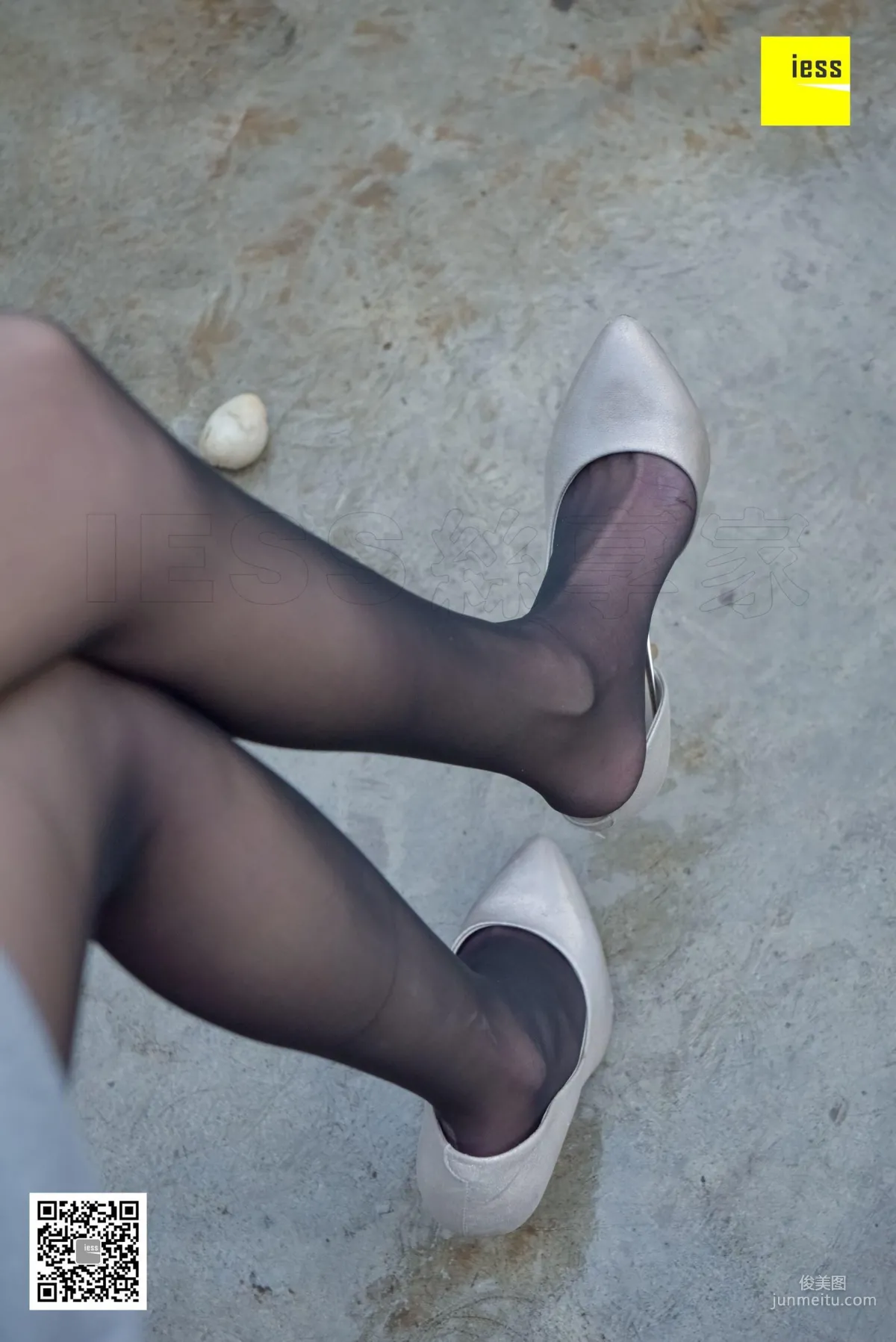 Yong Ying, Black Stockings After the Rain [IESS] Silk Enjoyer 160, Photo Set photo 92