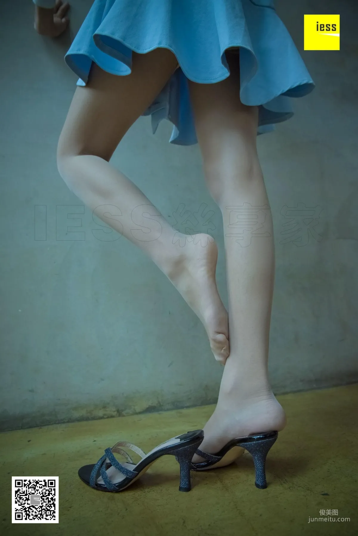 Mu Mu, Alluring Charm Meat-Color Stockings and Sandals [IESS] Silk Enjoyer 166 Photo Set photo 11