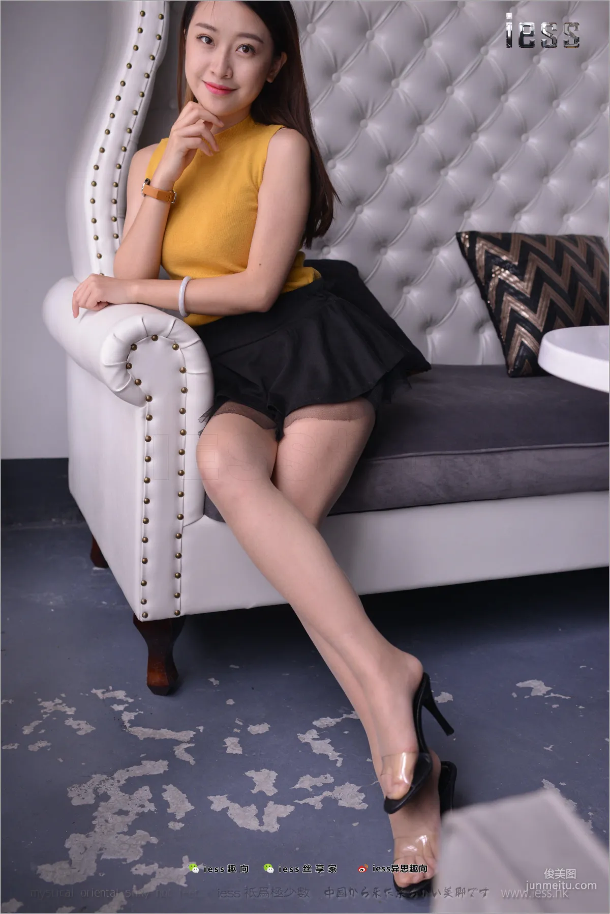 Xiao Jie, A Head Start in Staring [IESS] Silk Stockings Bento 192 Photo Set photo 7