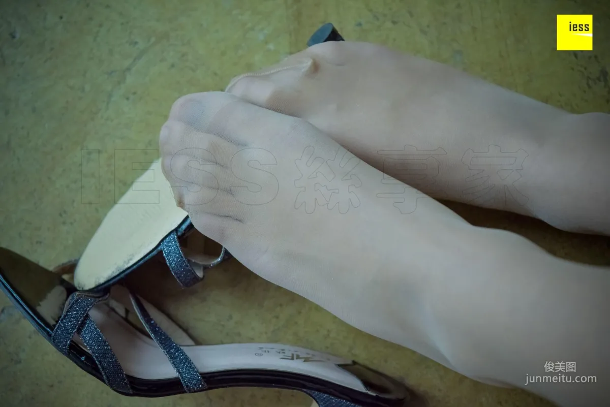 Mu Mu, Alluring Charm Meat-Color Stockings and Sandals [IESS] Silk Enjoyer 166 Photo Set photo 79
