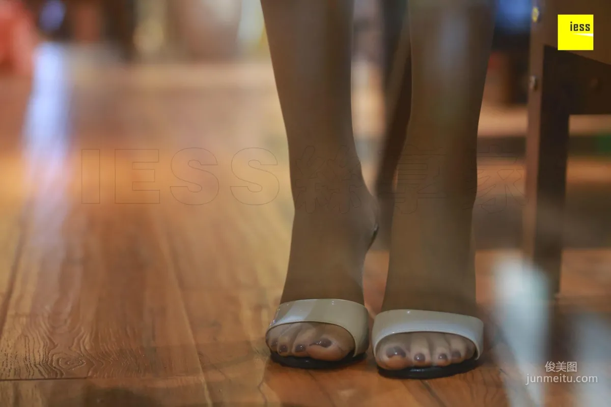 Zi Zi, Absolutely Beautiful Long Legs Coffee Stockings [IESS] Silk Enjoyer 193 Photo Set photo 3