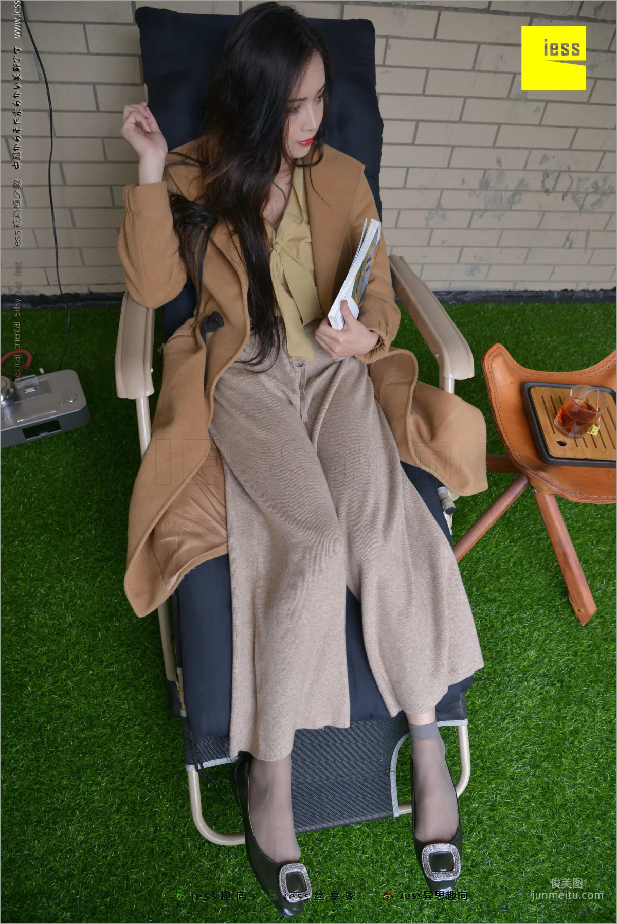Xiao Yu 'Xiao Yu, Boat Socks, Short Stockings and Flats' Simplified Version [IESS] Silk Legs Bento 218 Photo Set photo 38