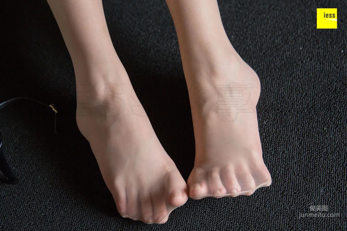 Wen Xin, Seductive Fish Mouth Lace-Up High Heels [IESS] Silk Enjoyer 212 Photo Set photo 53