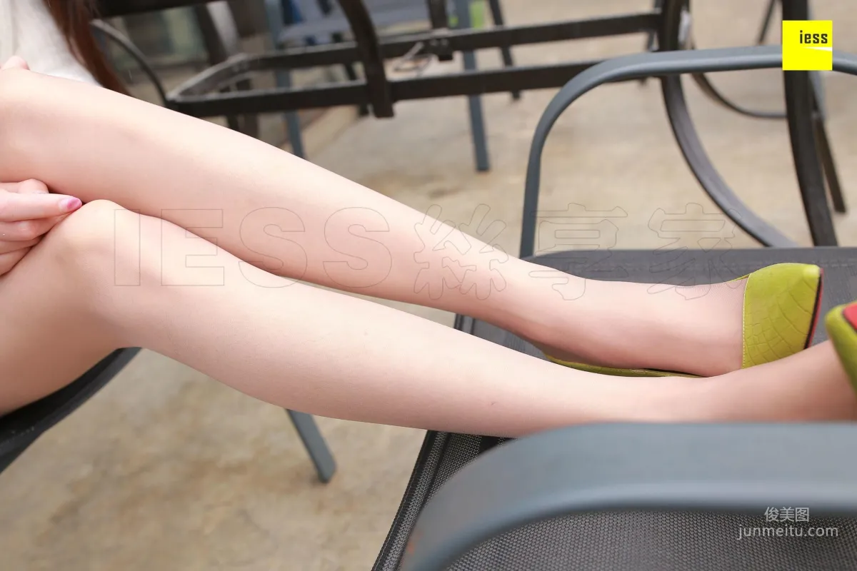 Shuang Shuang, Mature Woman Shuang Shuang Long Legs Killer [IESS] Silk Enjoyer 210 Photo Set photo 34