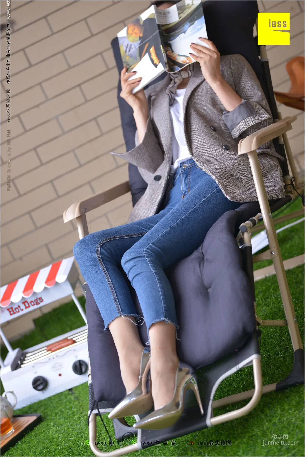 Hua Hua《Classic Little Feet》 [IESS] Silk Feet Bento 210 Photo Set photo 4