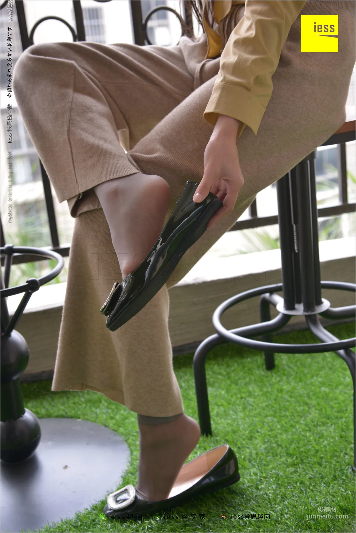 Xiao Yu 'Xiao Yu, Boat Socks, Short Stockings and Flats' Simplified Version [IESS] Silk Legs Bento 218 Photo Set photo 90