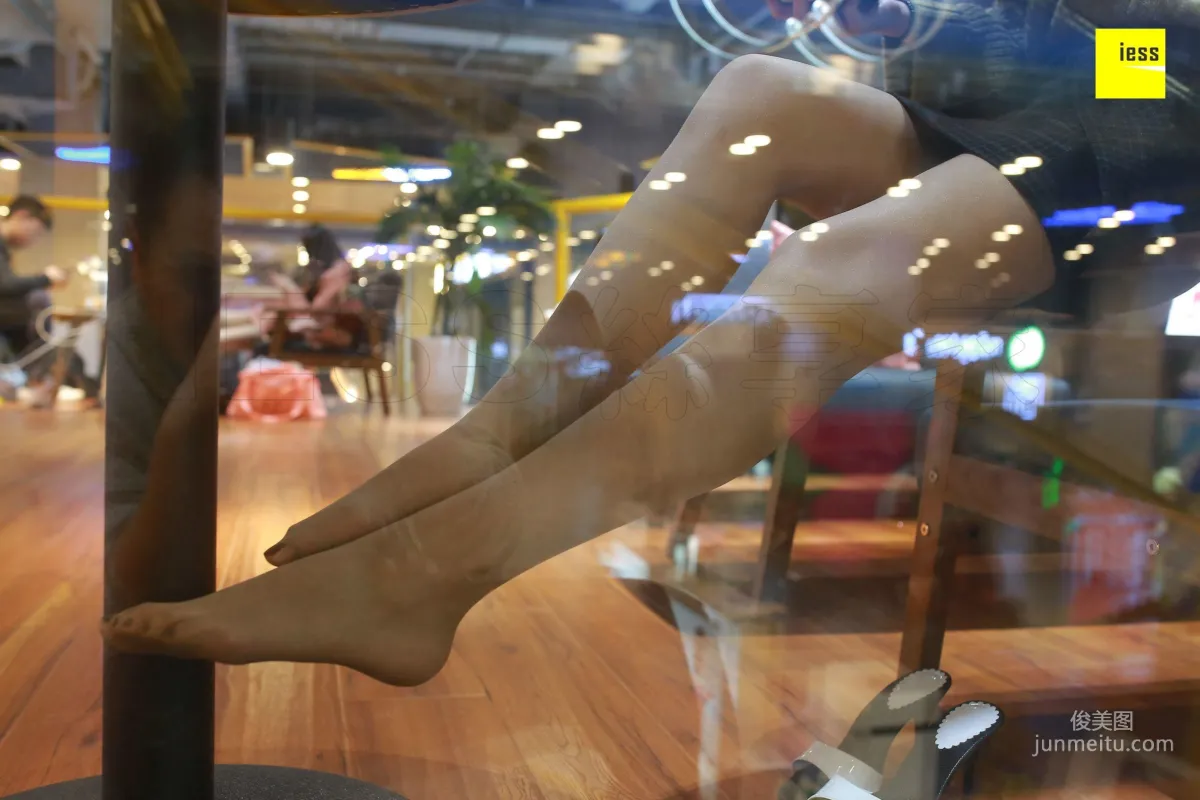 Zi Zi, Absolutely Beautiful Long Legs Coffee Stockings [IESS] Silk Enjoyer 193 Photo Set photo 7