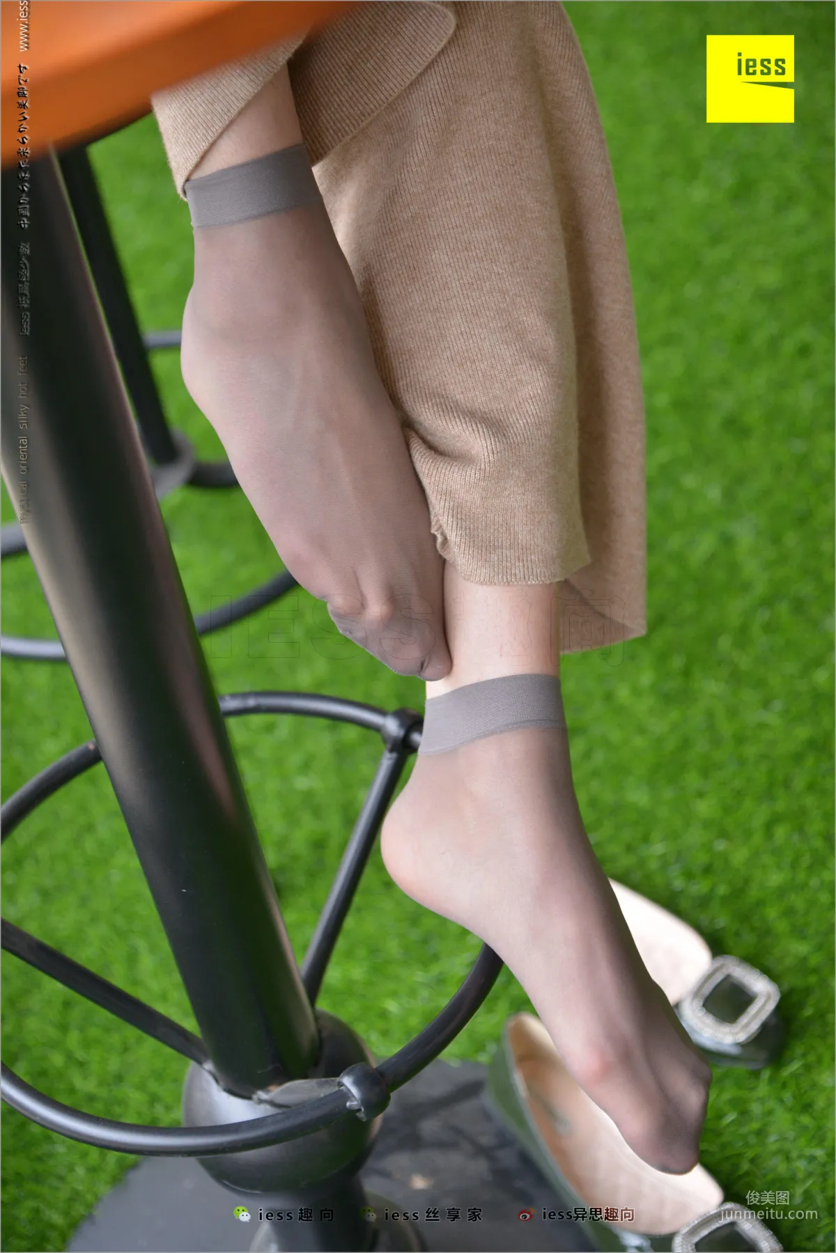 Xiao Yu 'Xiao Yu, Boat Socks, Short Stockings and Flats' Simplified Version [IESS] Silk Legs Bento 218 Photo Set photo 98