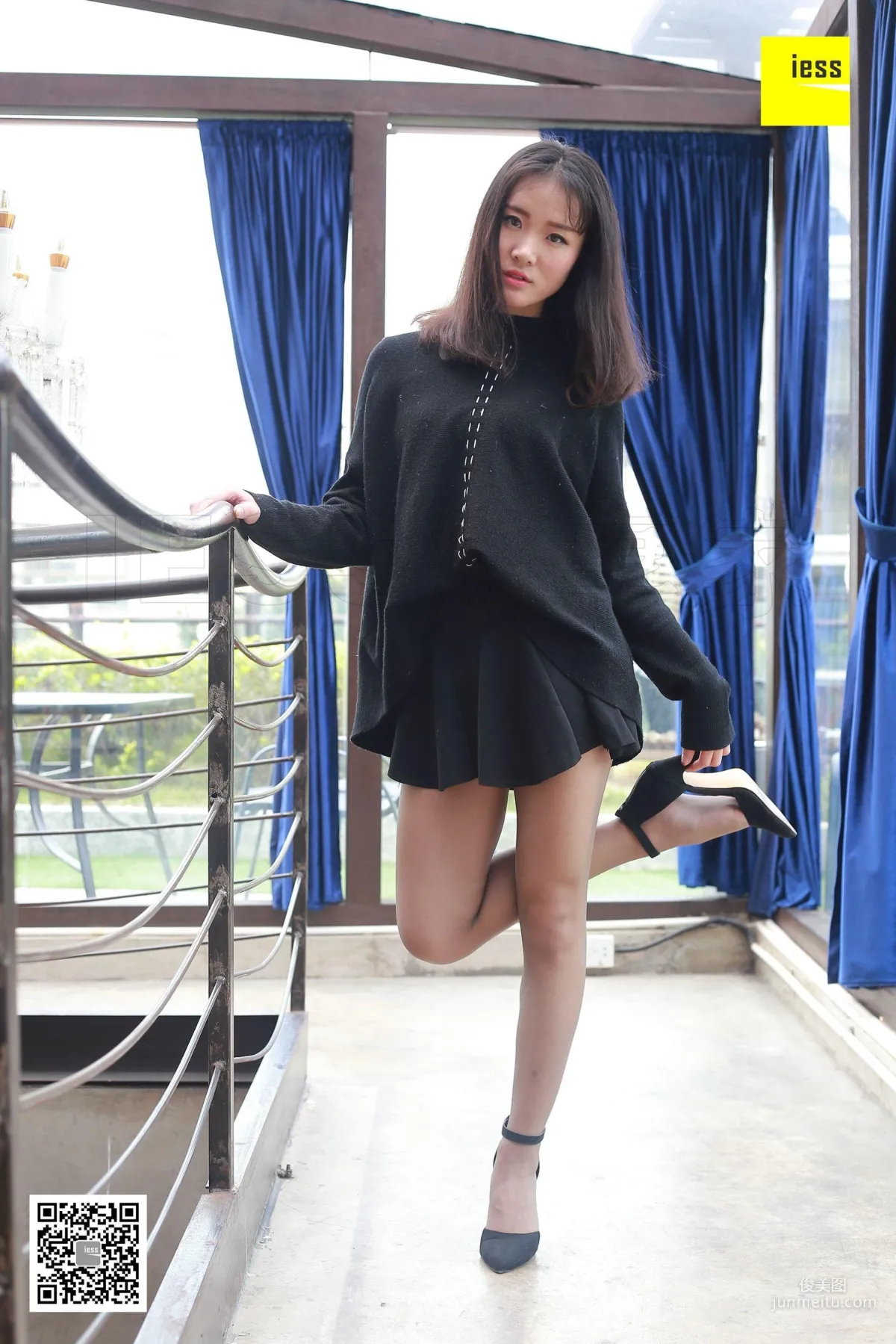 julia《茱莉亚咖啡丝》 [异思趣向IESS] 丝享家194 写真集34