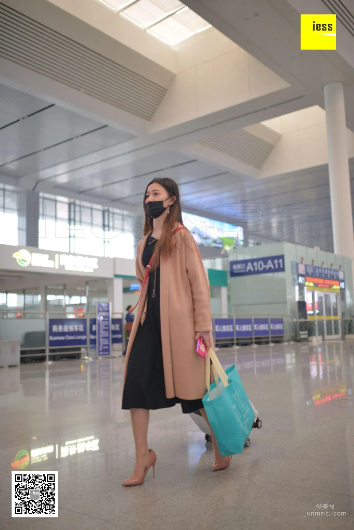 Qiuqiu, The Train to Spring [IESS] Devil Wednesday Special Issue 13 Photo Set photo 7
