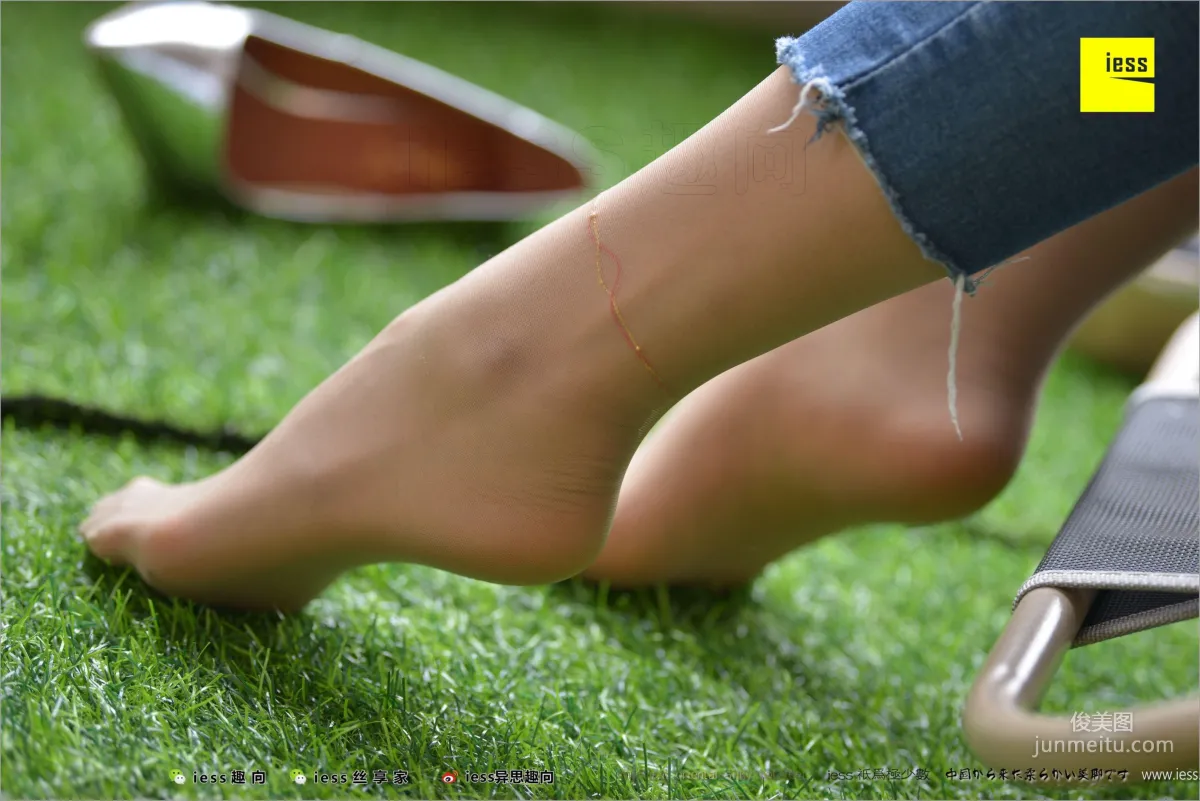 Hua Hua《Classic Little Feet》 [IESS] Silk Feet Bento 210 Photo Set photo 99