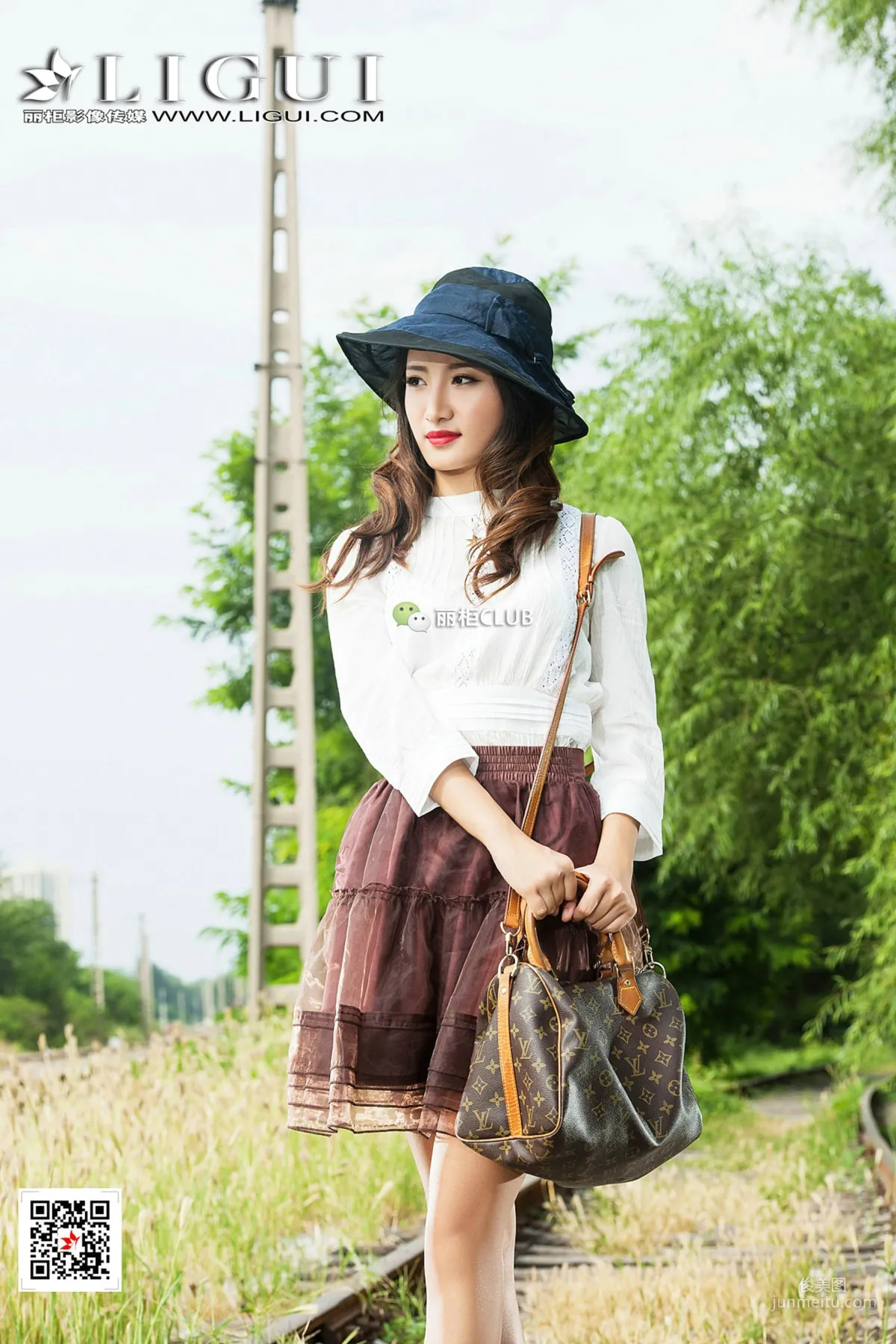 Si Tong: Ligui Model photo 38