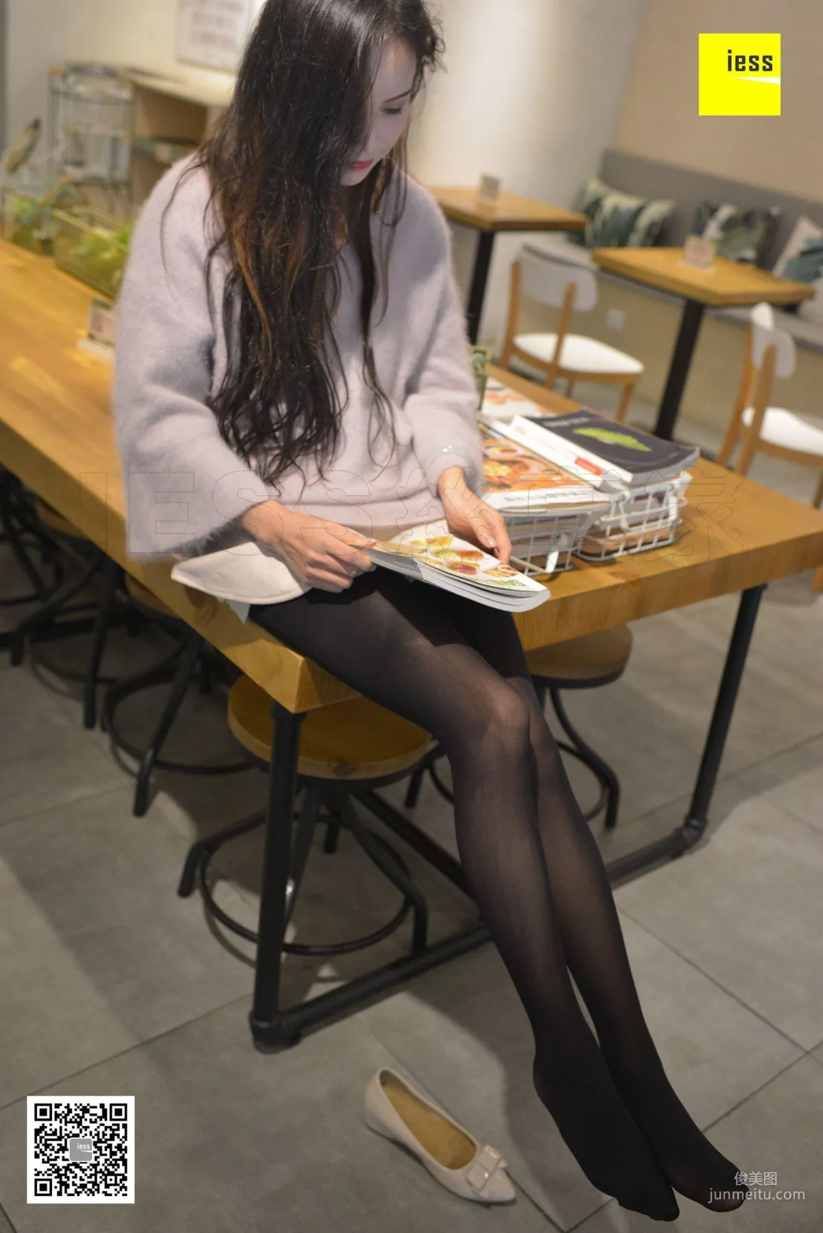 Xiao Yu, 50D Black Stockings and Flats [IESS] Stockings Lover 195 Photo Set photo 36
