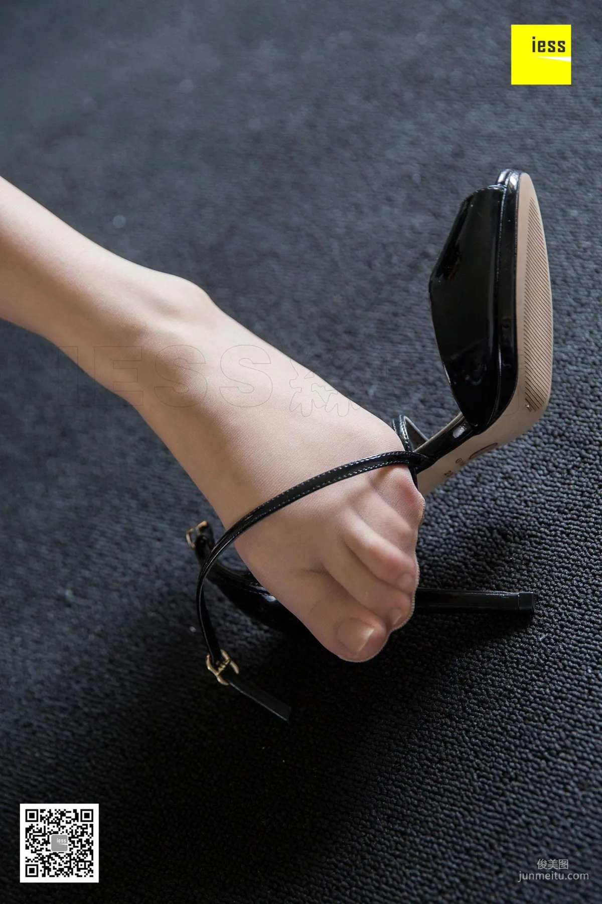 Wen Xin, Seductive Fish Mouth Lace-Up High Heels [IESS] Silk Enjoyer 212 Photo Set photo 18