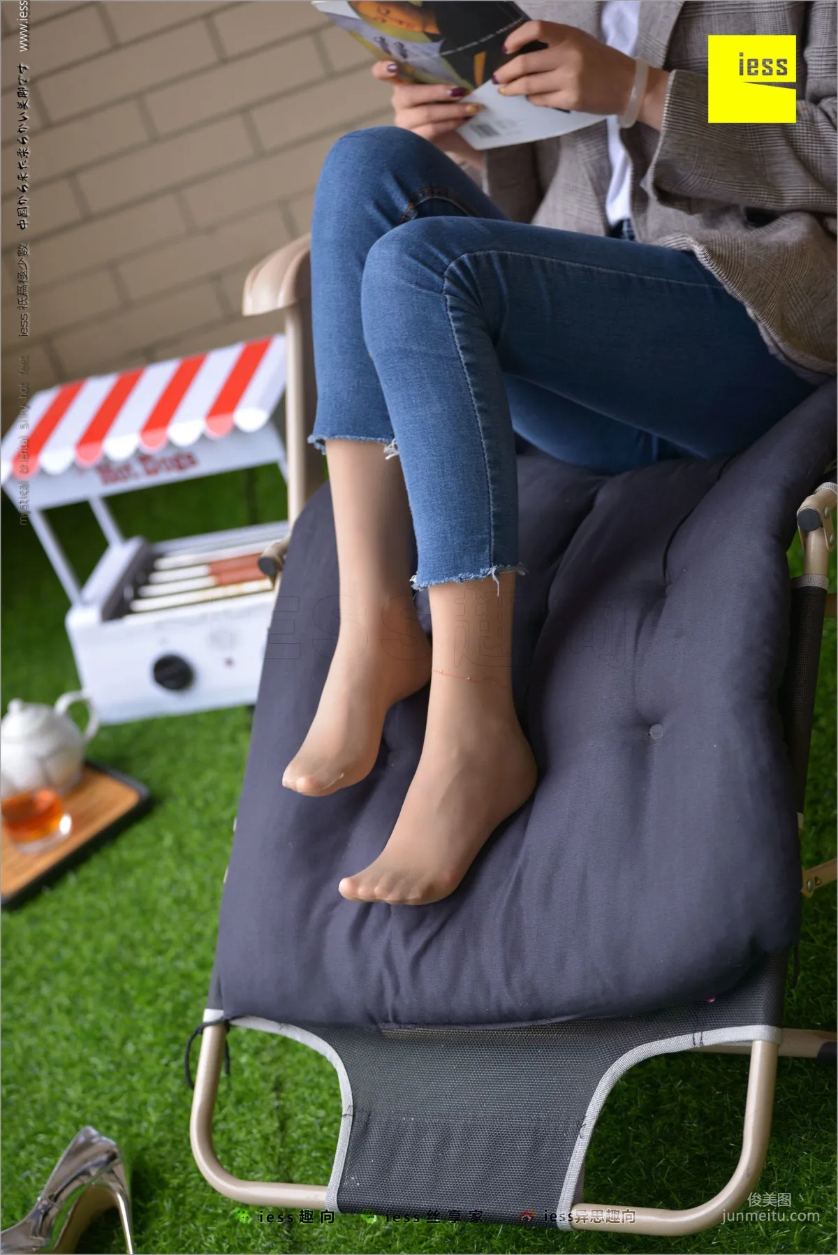 Hua Hua《Classic Little Feet》 [IESS] Silk Feet Bento 210 Photo Set photo 74