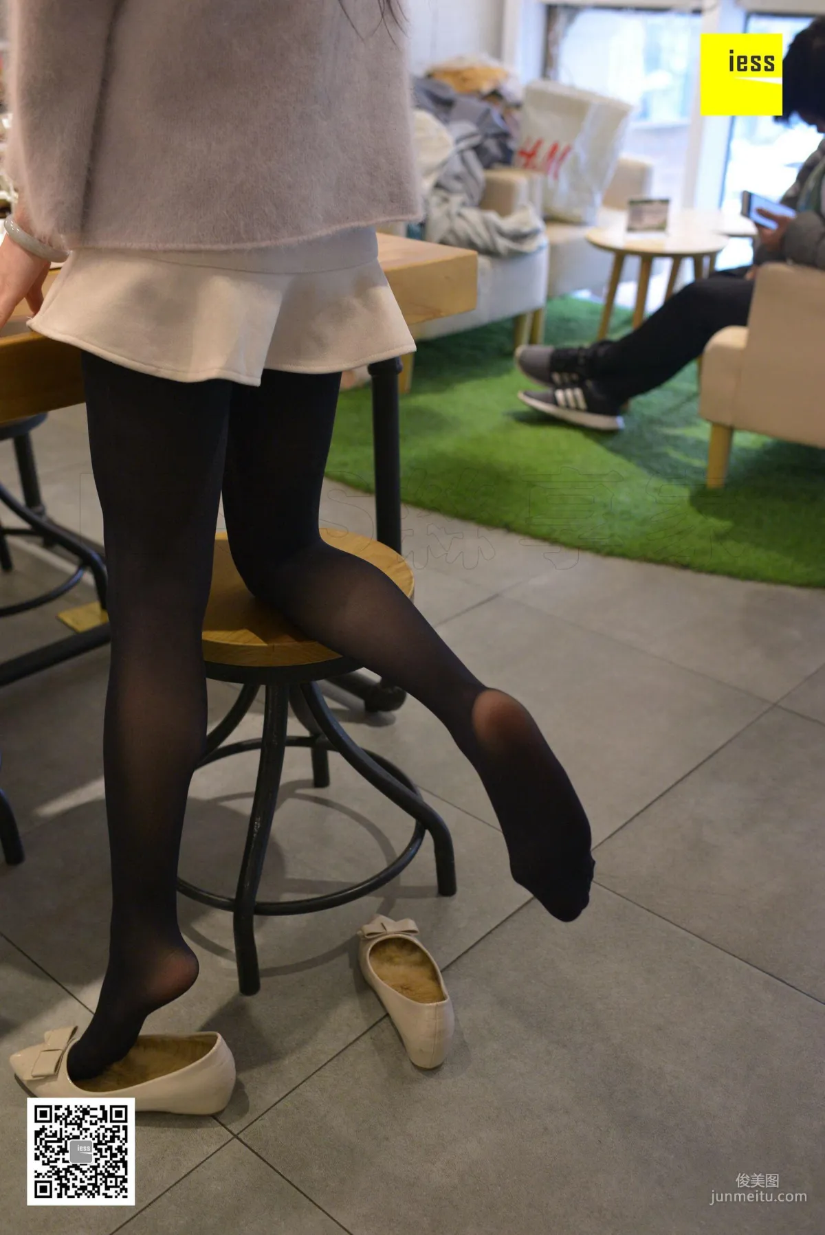 Xiao Yu, 50D Black Stockings and Flats [IESS] Stockings Lover 195 Photo Set photo 46