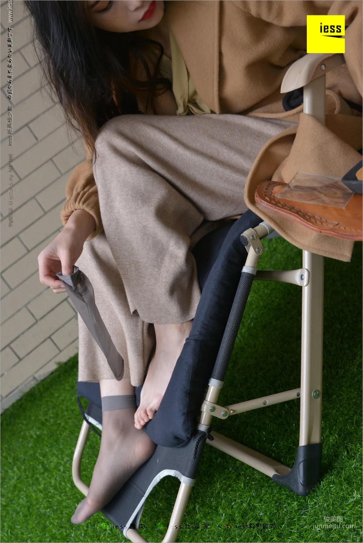 Xiao Yu 'Xiao Yu, Boat Socks, Short Stockings and Flats' Simplified Version [IESS] Silk Legs Bento 218 Photo Set photo 26