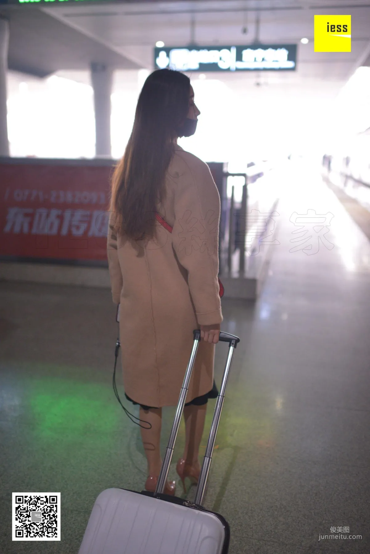Qiuqiu, The Train to Spring [IESS] Devil Wednesday Special Issue 13 Photo Set photo 16