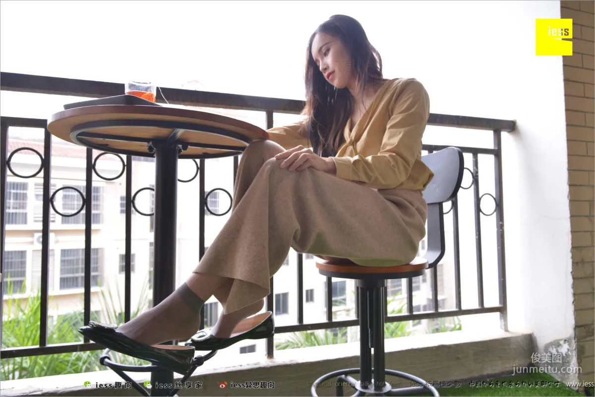 Xiao Yu 'Xiao Yu, Boat Socks, Short Stockings and Flats' Simplified Version [IESS] Silk Legs Bento 218 Photo Set photo 84