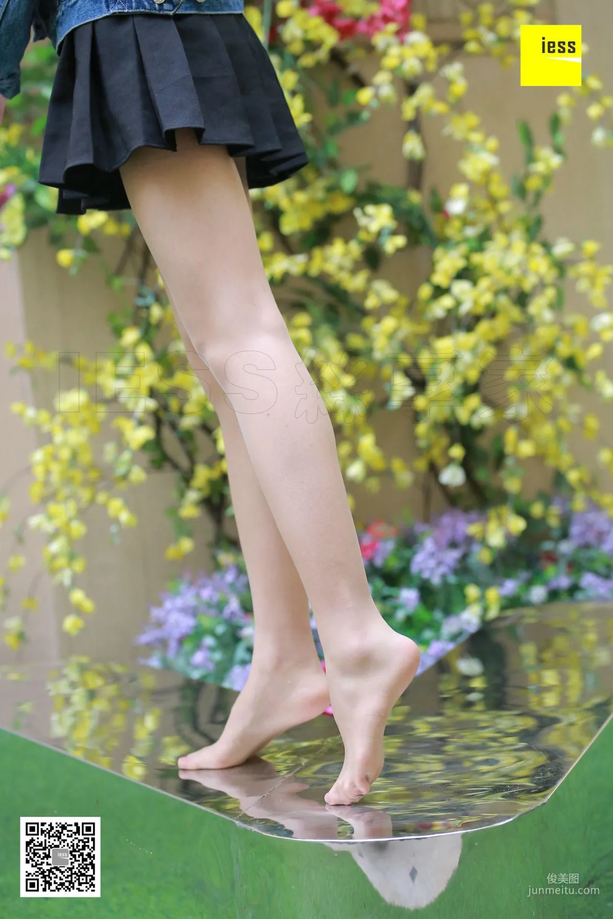 Jing Jing Interview Little Secretary [IESS] Silk Enjoyer 200 Photo Set photo 99