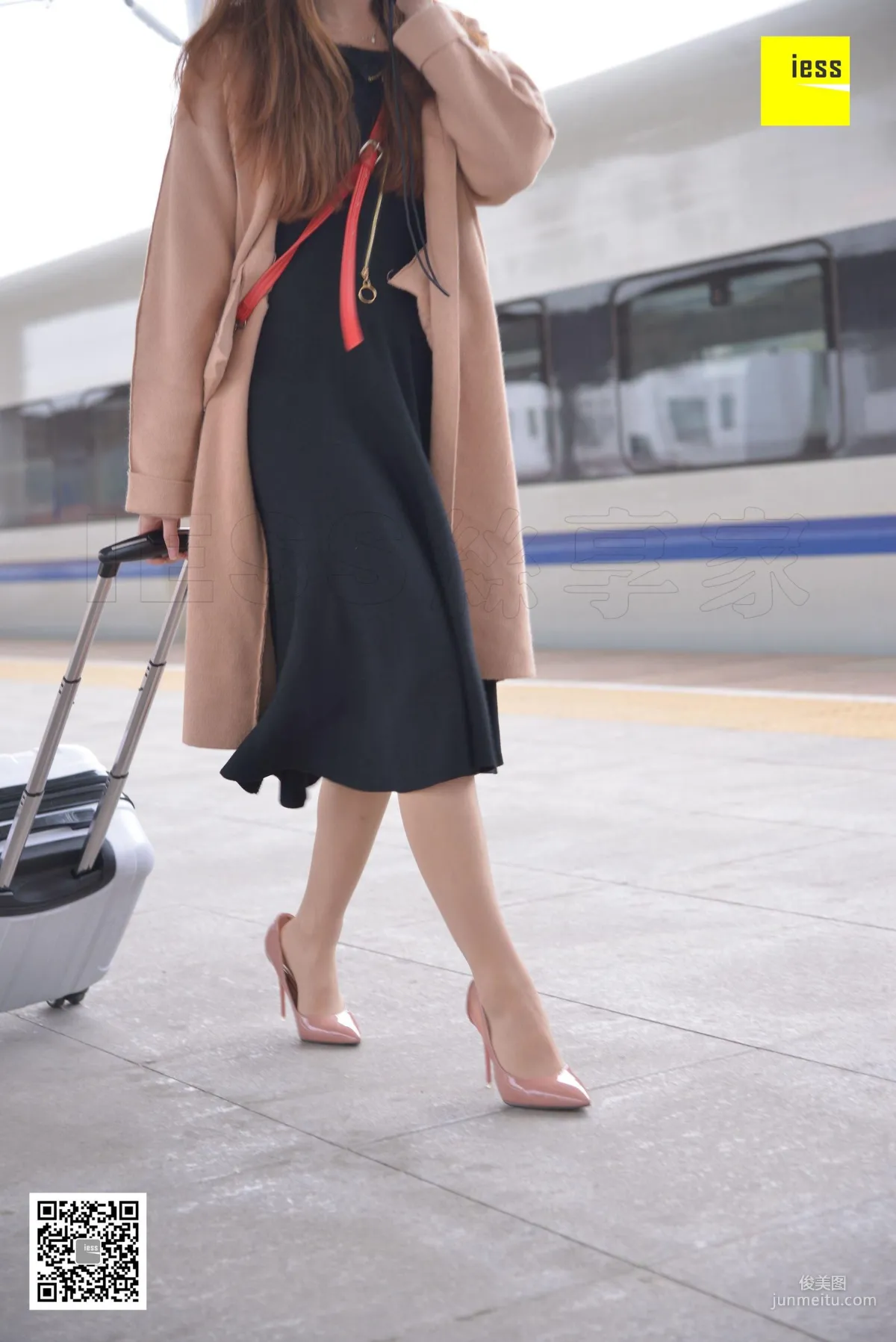 Qiuqiu, Train to Spring II [IESS] Devil Wednesday Special Issue 14 Photo Set photo 61