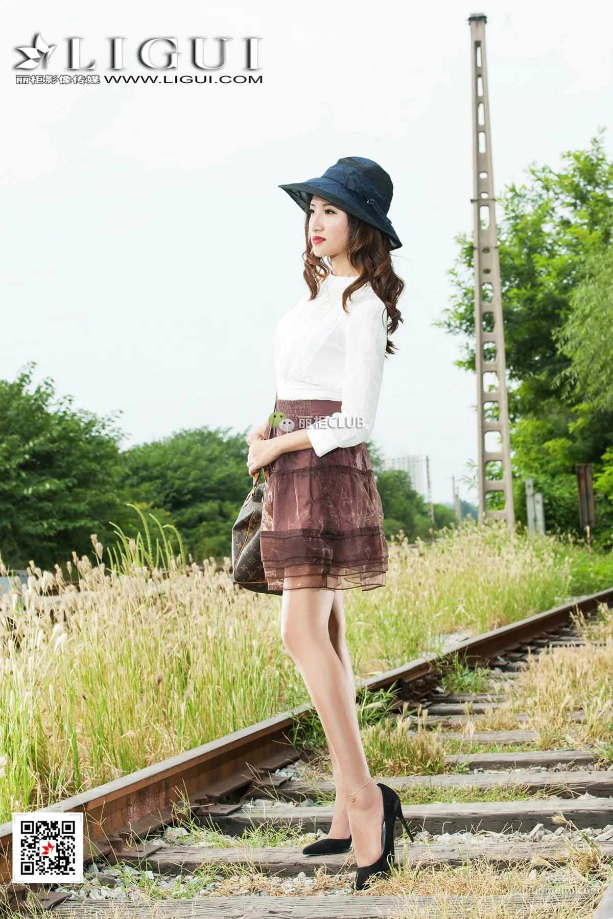 Si Tong: Ligui Model photo 16